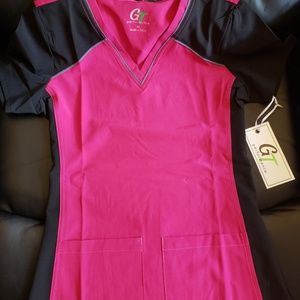 GT performance scrub top size xs